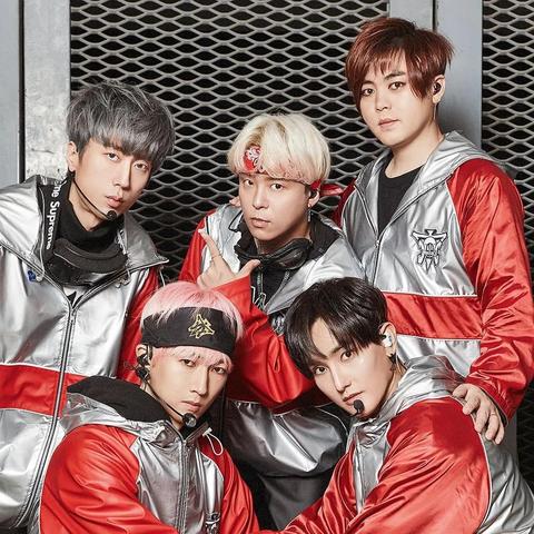 Shinhwa组合最新动态，乐坛巨头的持续闪耀